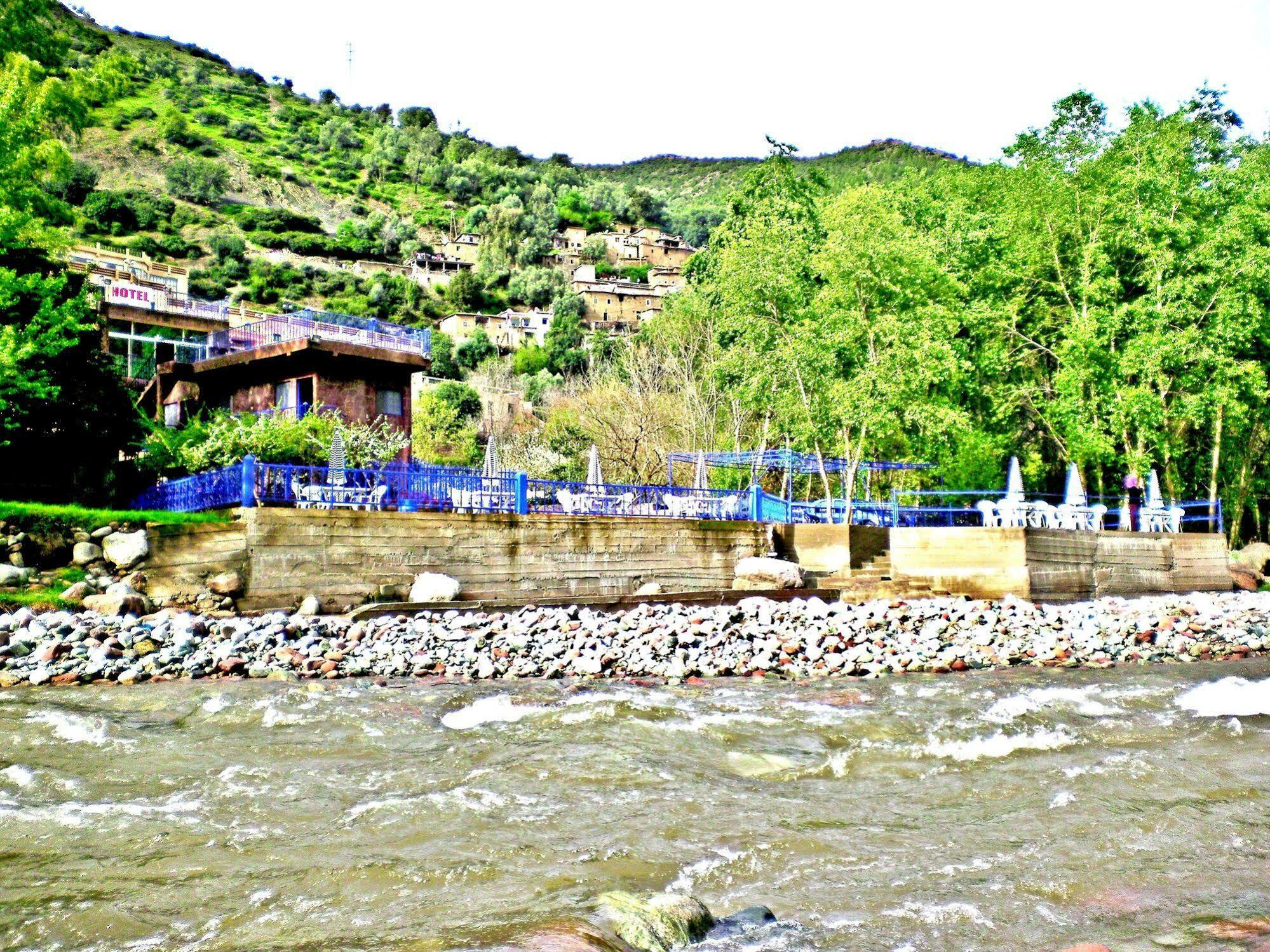 Top Ourika Aghbalou Buitenkant foto